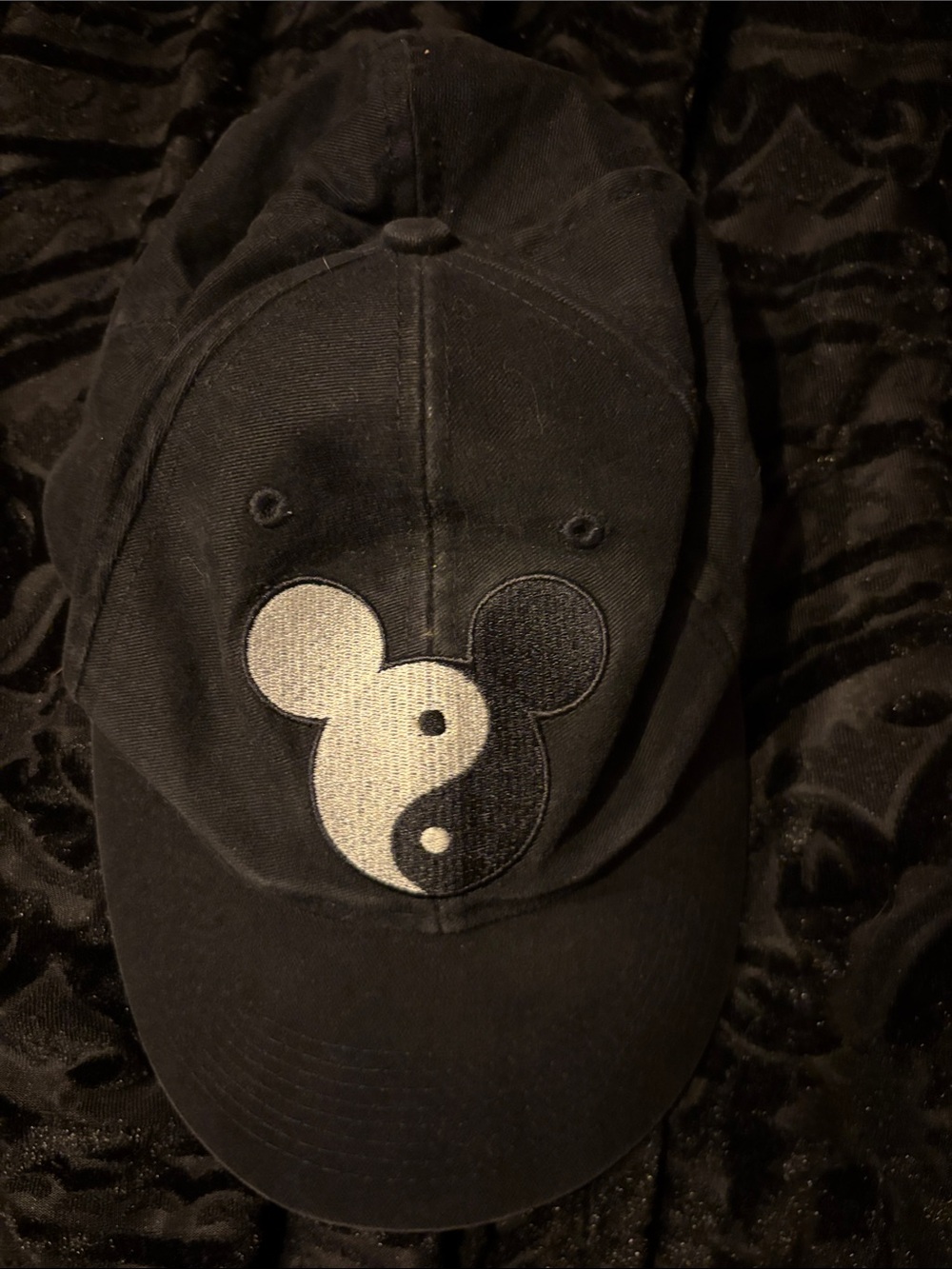 Yin yang Mickey 90s cap